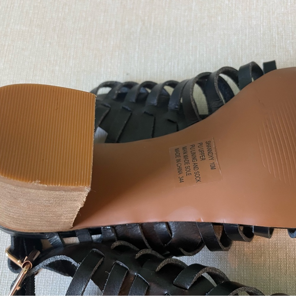 Steve Madden Strappy Black Sandals - Picture 6 of 6